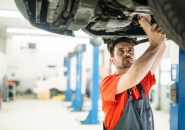 Bao Lâu Nên Thay Dầu Nhớt Ô Tô? Sai Lầm Khiến Xe Nhanh Hỏng