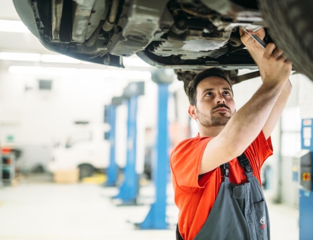 Bao Lâu Nên Thay Dầu Nhớt Ô Tô? Sai Lầm Khiến Xe Nhanh Hỏng