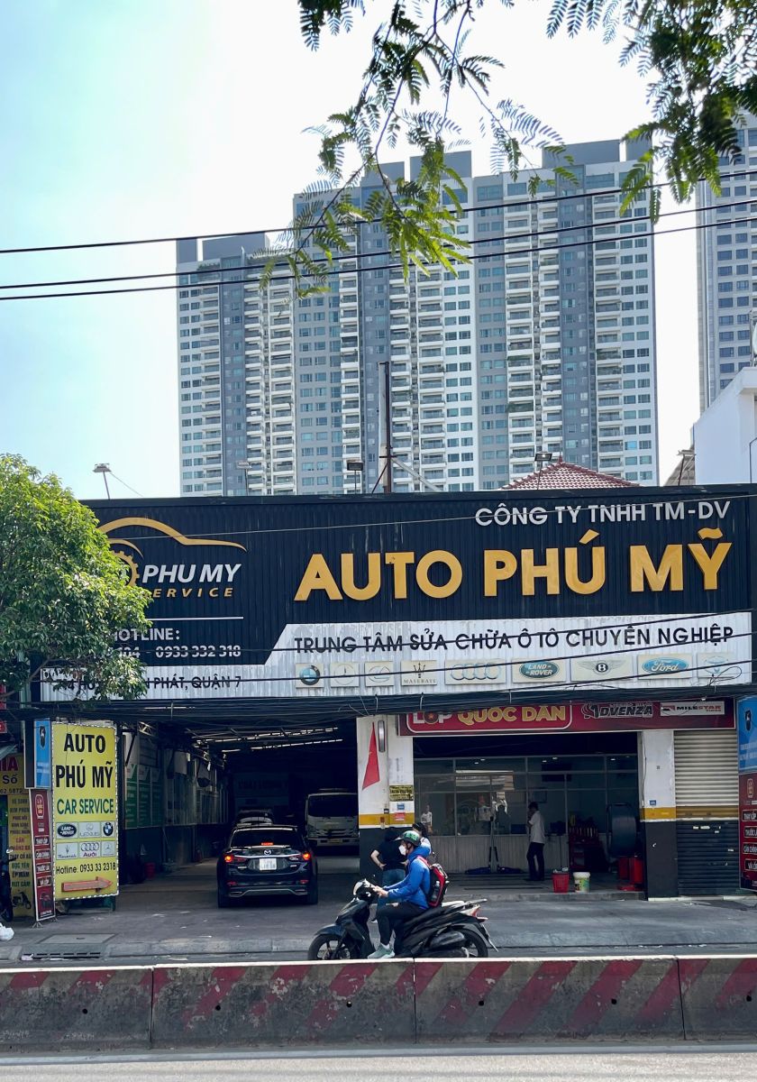 Garage sửa chữa ô tô Phú Mỹ tại Quận 7