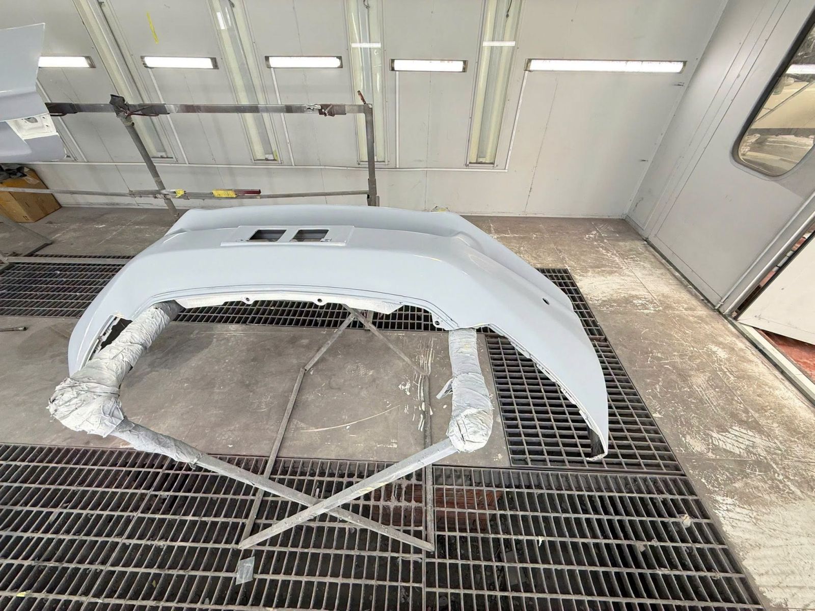Sơn Đổi Màu Thân Xe Tại Garage Ô Tô Quận 7