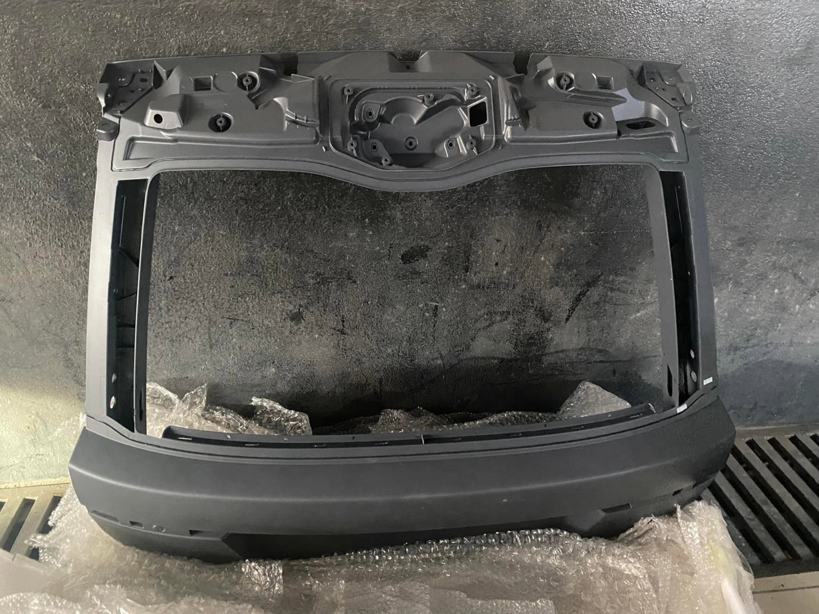 Phụ kiện cốp sau Rang Rover